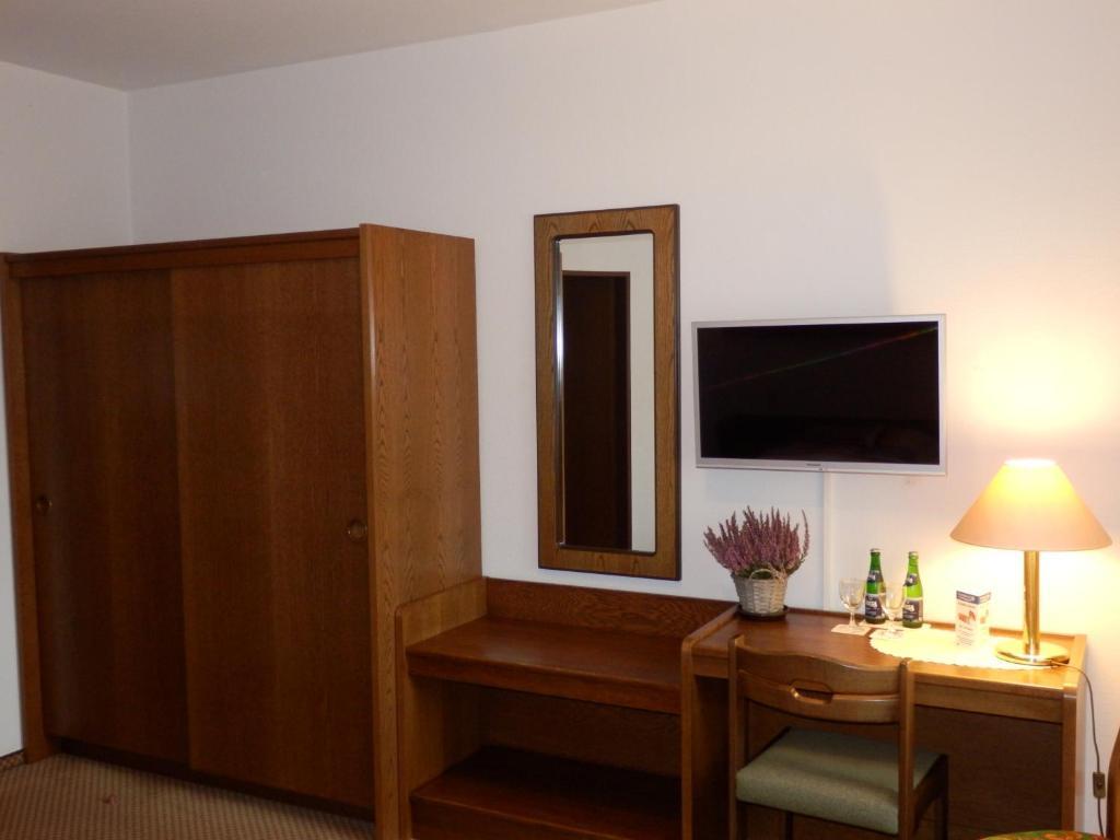 Hotel Schnarr Celle Ngoại thất bức ảnh